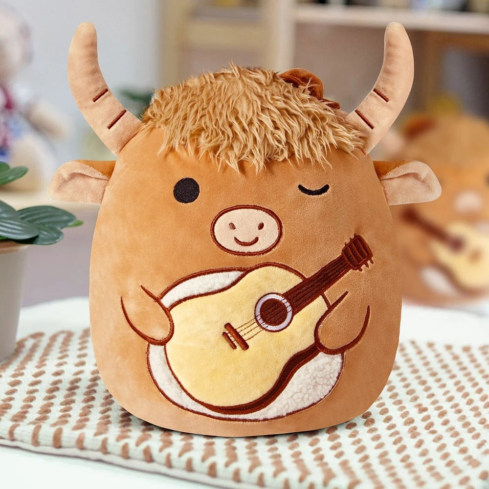 Peluche taureau musicien douce Squishmallow amusant La compagnie de la peluche